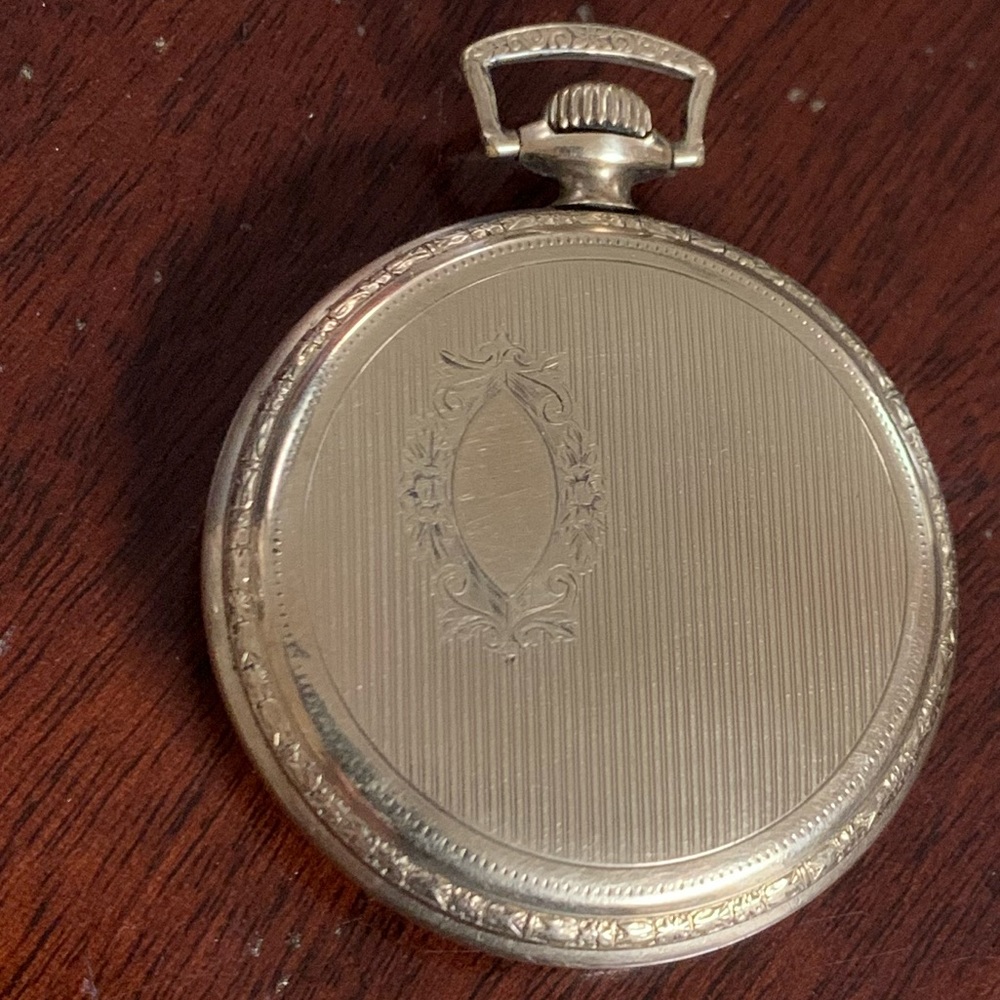 ANTIQUE GOLD POCKET WATCH - Picture 5 of 10